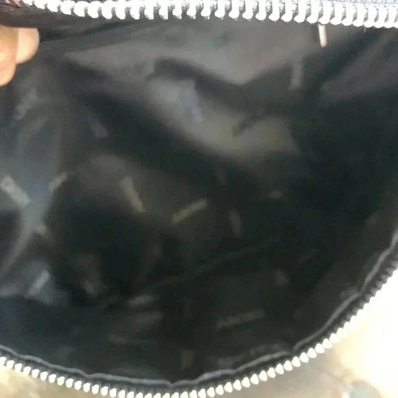 DKNY Belt/Waist Bag,nylon,silver chain/zipper,adjustable,zipper interior pocket - Picture 7 of 10